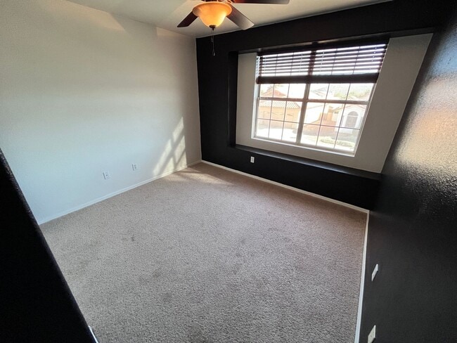 Building Photo - North East- 5 bedroom/ 2.5 bathroom single family home