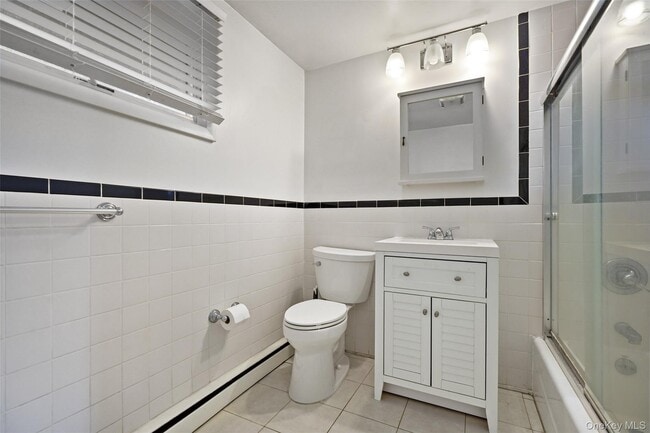 Building Photo - 12 Flintlock Ridge Rd