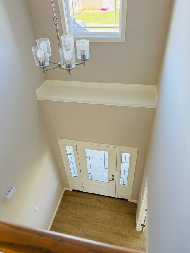 Building Photo - 1970 Petit Dr