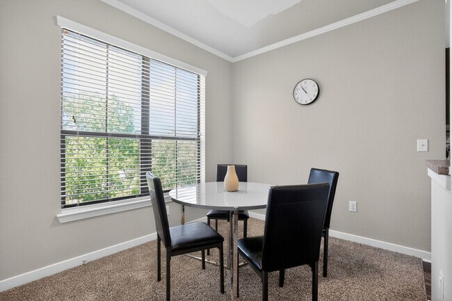 Building Photo - 1355 Ranch Pkwy