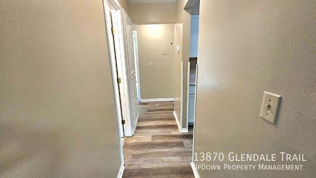 Building Photo - 13870 Glendale Trail