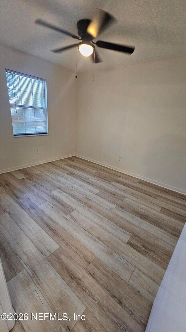 Building Photo - 820 Orchid St