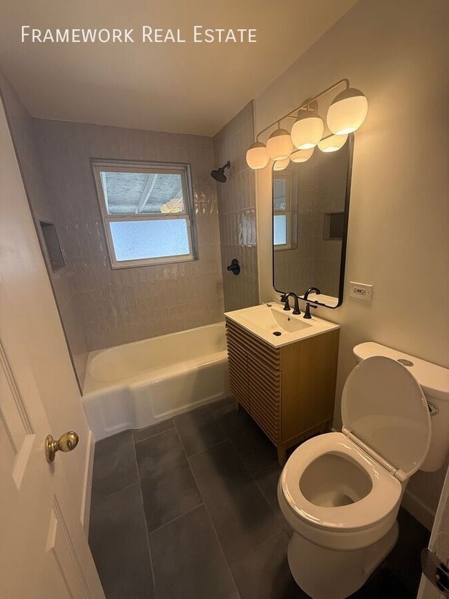 Building Photo - 2120 Irving St