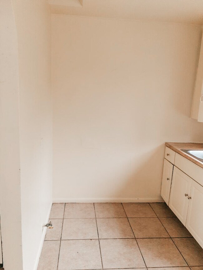 Building Photo - 6631 Foster Bridge Blvd