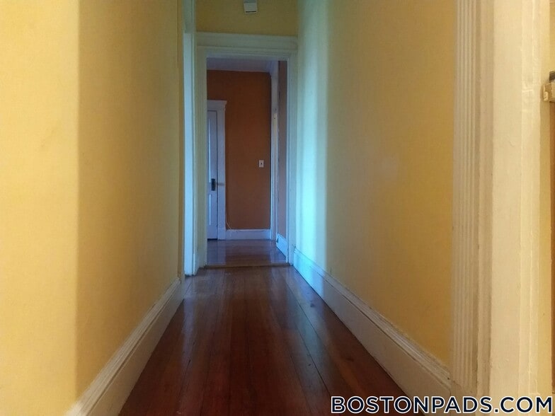 Building Photo - 31 Orkney Rd