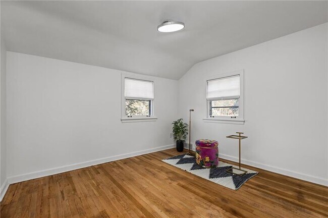 Building Photo - 255 Gilkeson Rd