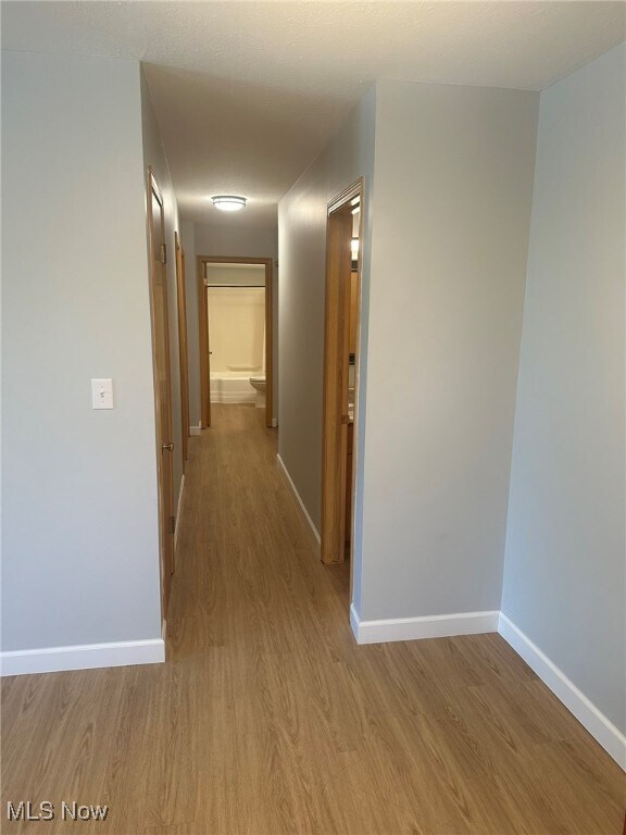 Building Photo - 7045 Carriage Hill Dr