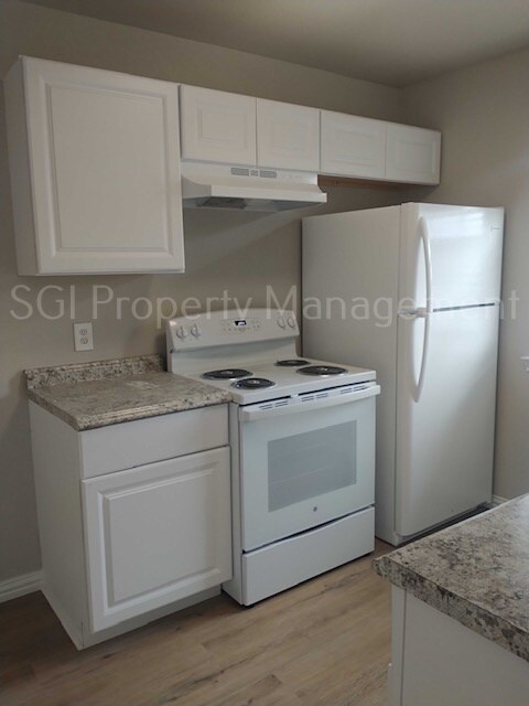 Building Photo - 3602 Mandy Dr