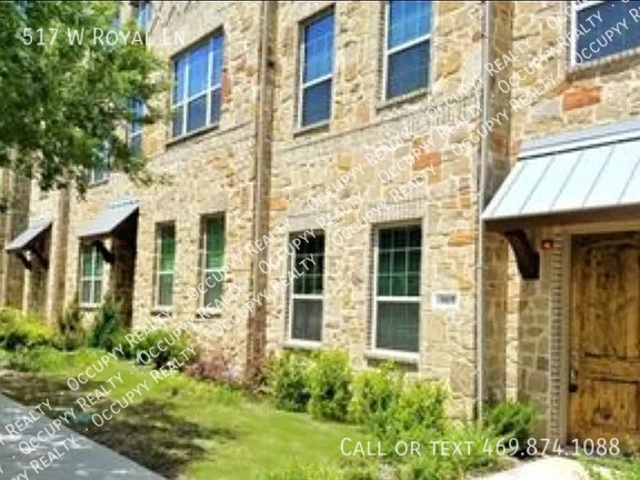 Building Photo - 517 W Royal Ln