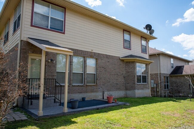Building Photo - 207 Verde Ridge