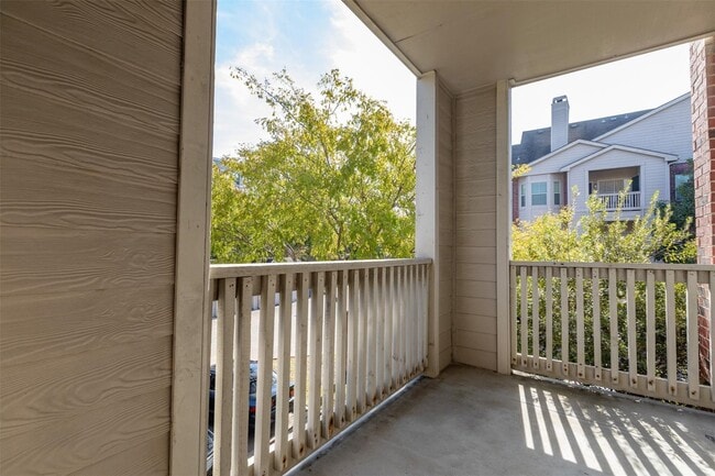 Building Photo - 1330 Old Spanish Trl