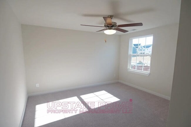 Building Photo - 312 Fairfield St