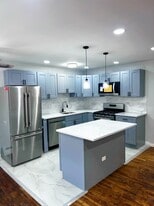Building Photo - 916 Stuyvesant Ave