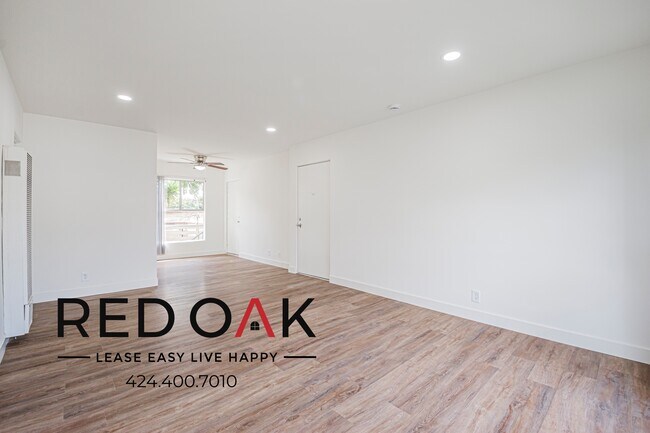 Building Photo - 3370 W 83rd St