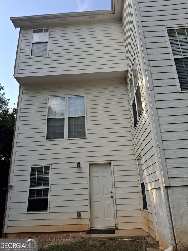 Building Photo - 3284 Clubside View Ct SW