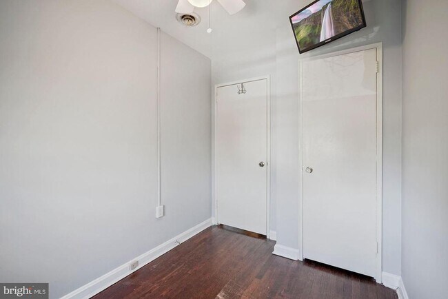 Building Photo - 1418 Dogwood Dr