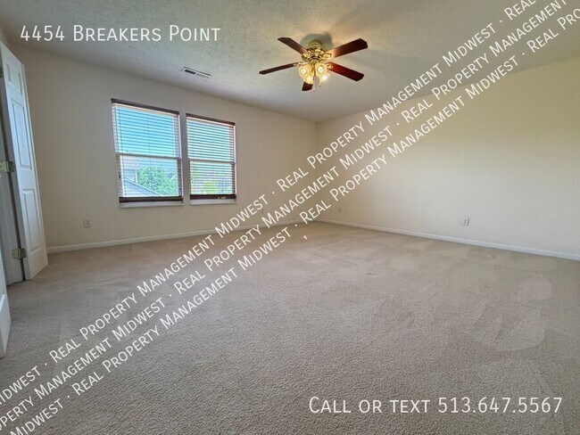 Building Photo - 4454 Breakers Point