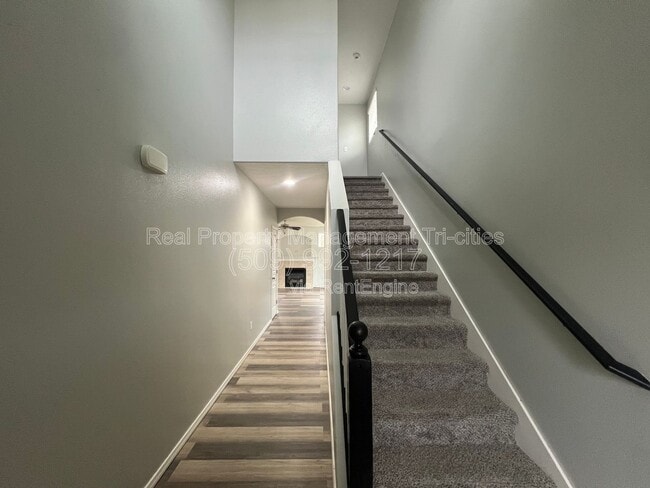 Building Photo - 8013 W 5th Ave