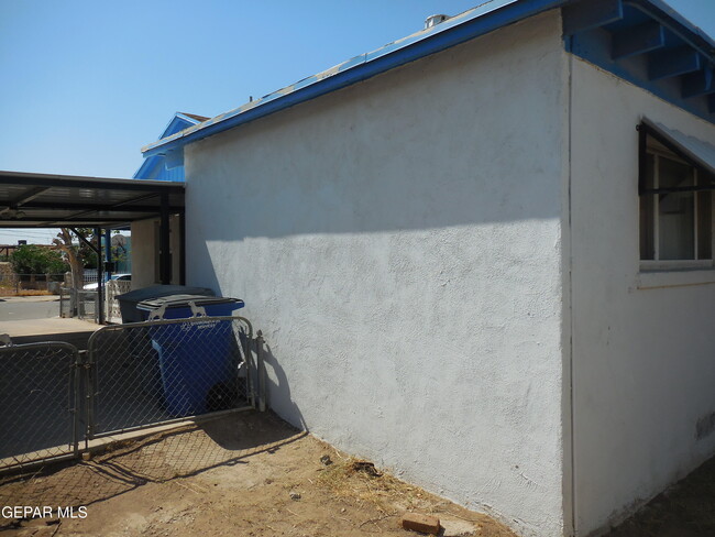 Building Photo - 8308 Vance Pl