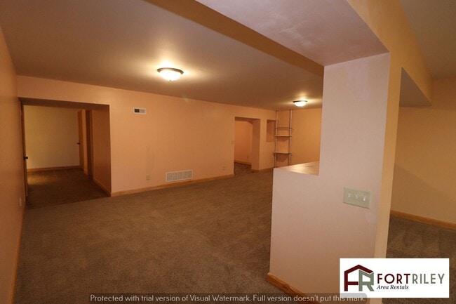 Building Photo - Gorgeous Home for Rent!