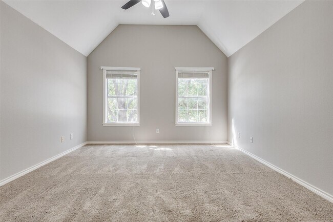 Building Photo - 300 Southridge Lakes Pkwy