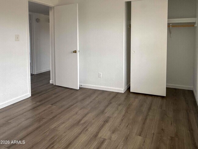 Building Photo - 16811 N 32nd Ave