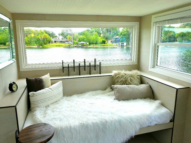 Building Photo - 3405 N Orange Blossom Trl