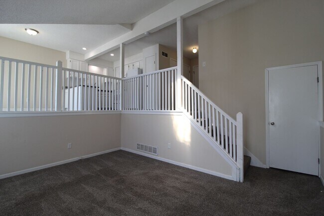Building Photo - Fully Remodeled 2 Bedroom 1.5 Bath Duplex In Olathe
