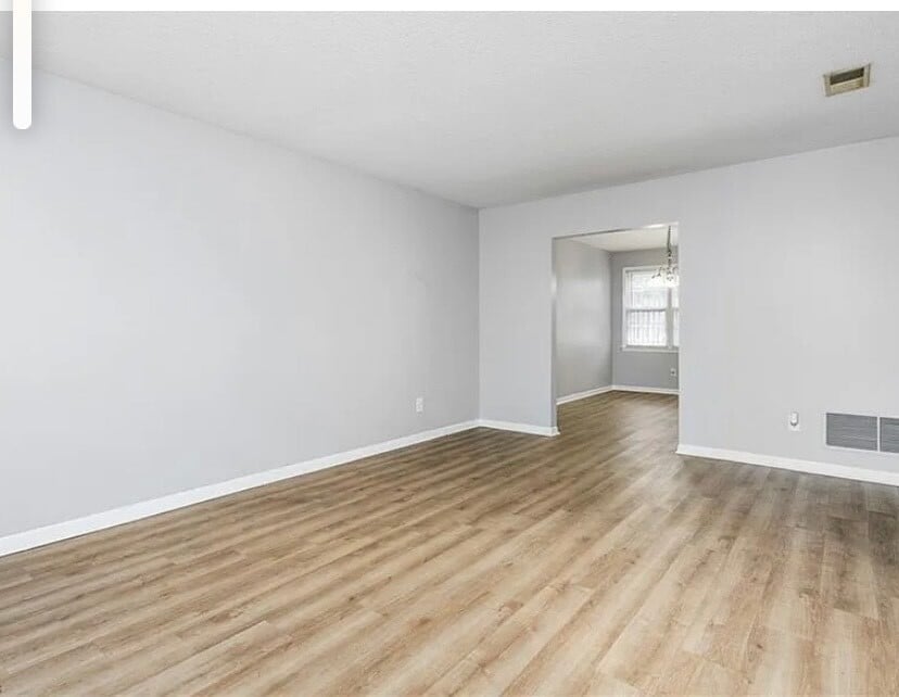 Building Photo - 514 Peele St