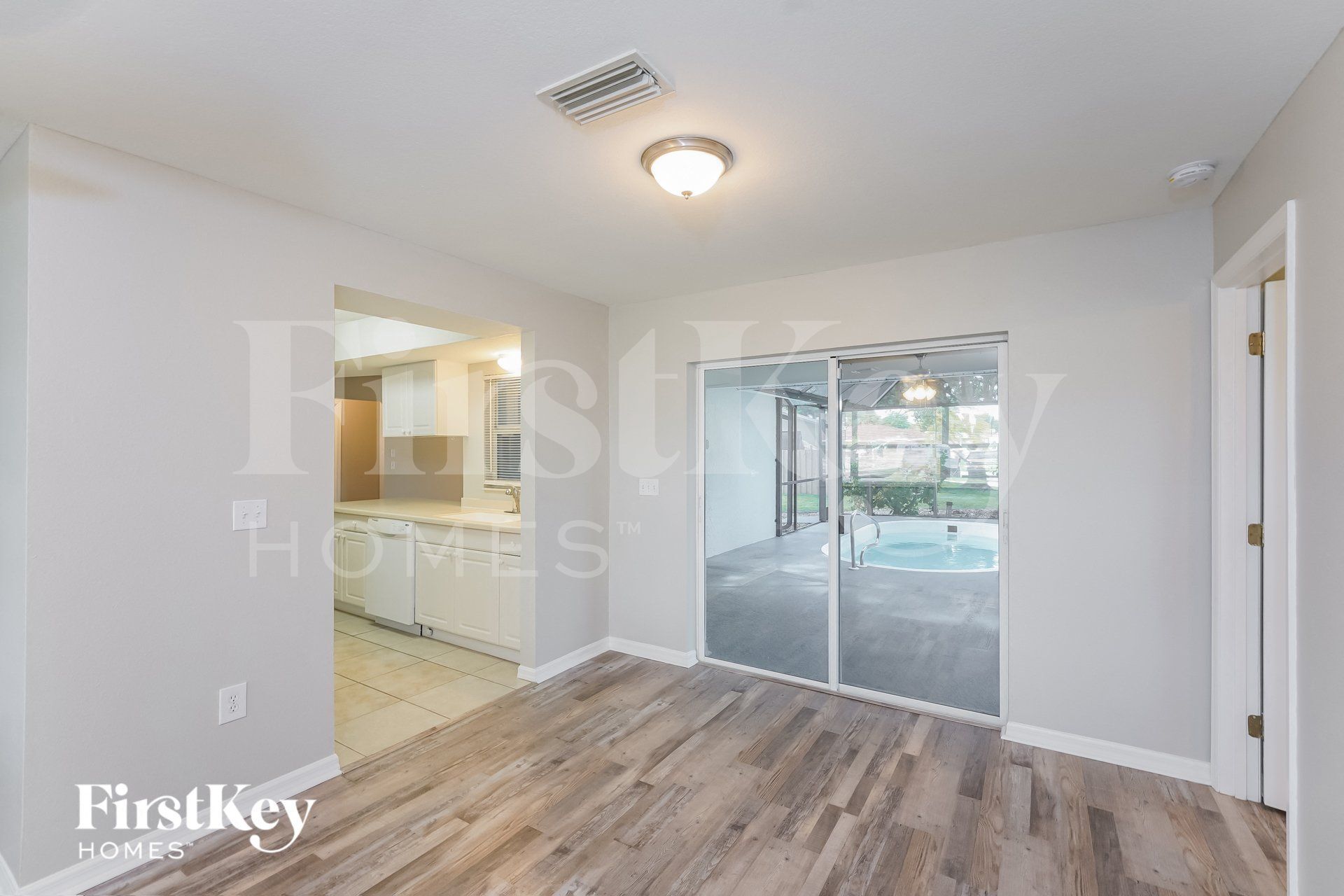 Building Photo - 136 Sunnyside St NW