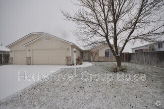 Building Photo - 12377 W La Grange St