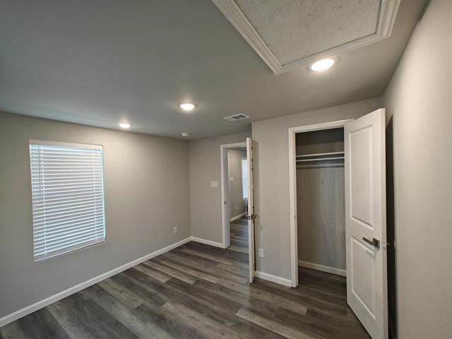 Building Photo - 207 W College Ave
