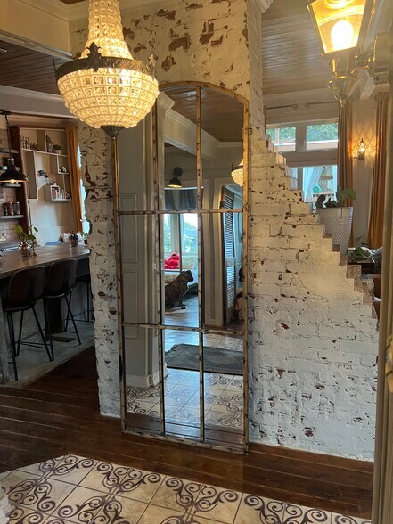 Building Photo - 6920 NE 27th Ave