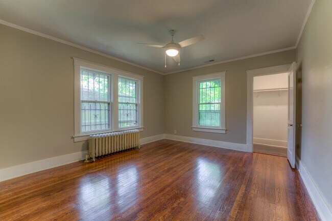 Building Photo - 345 Malvern St