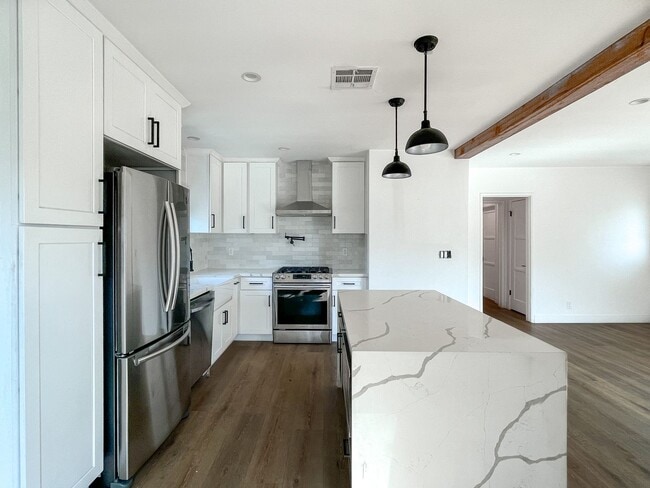 Primary Photo - 1865