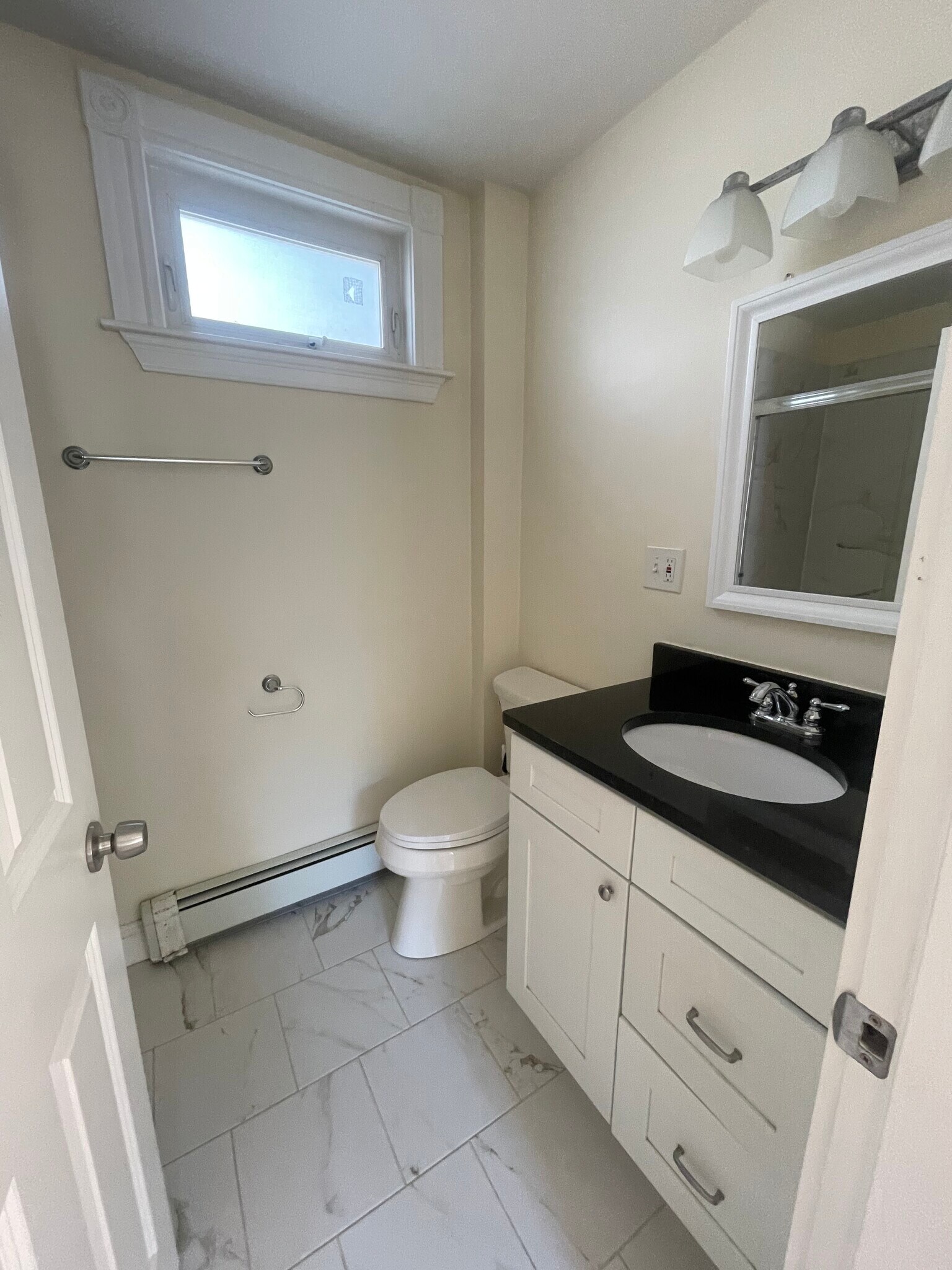 Building Photo - 48 Chester Ave