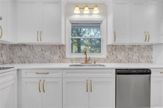Building Photo - 2641 Black Forest Trail SW