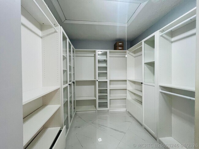 Building Photo - 12623 SW 8th Ct