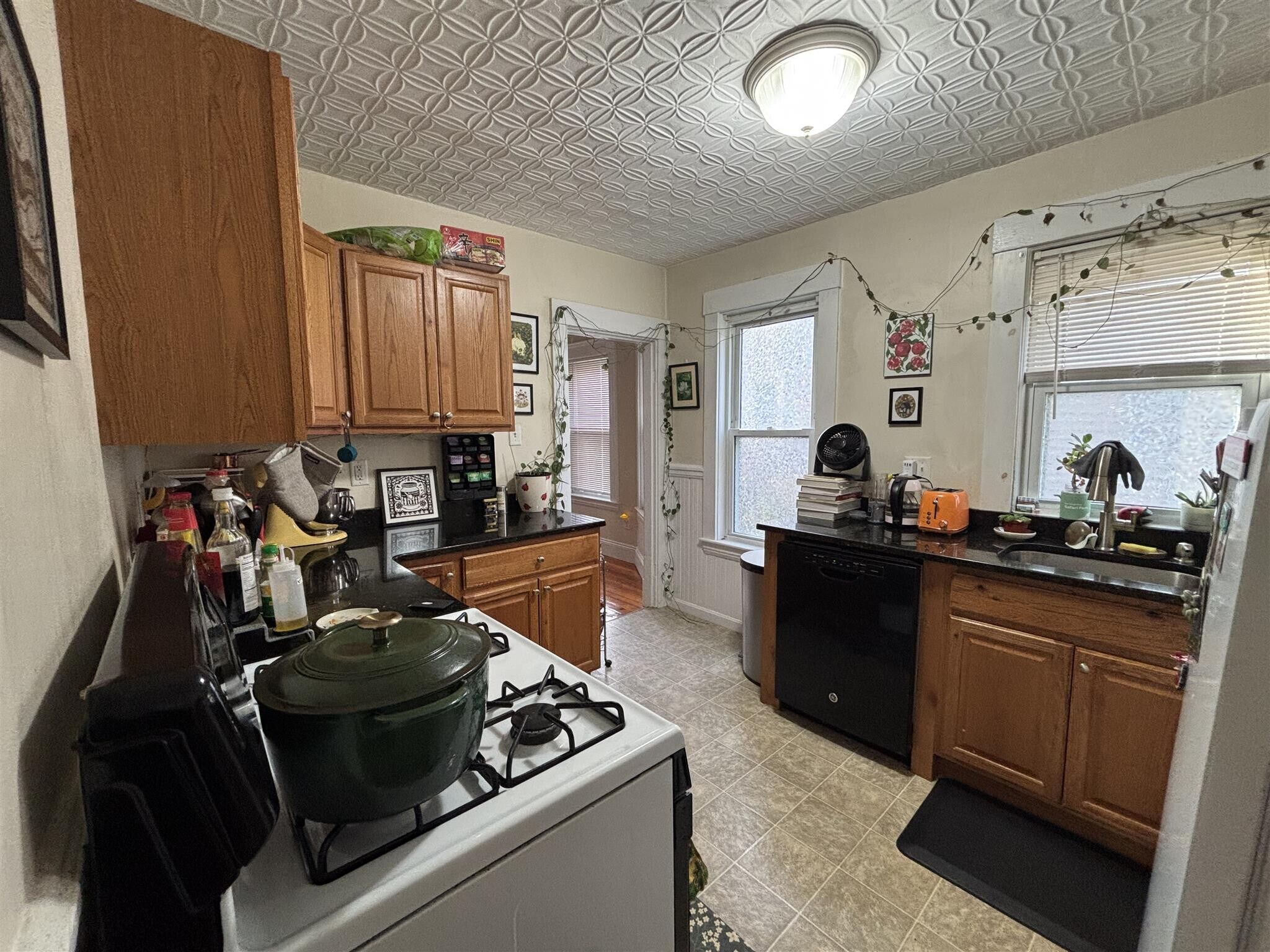 Building Photo - 9 Orrin St