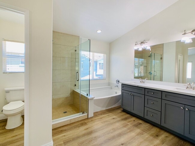 Building Photo - 7841 Amarone Pl