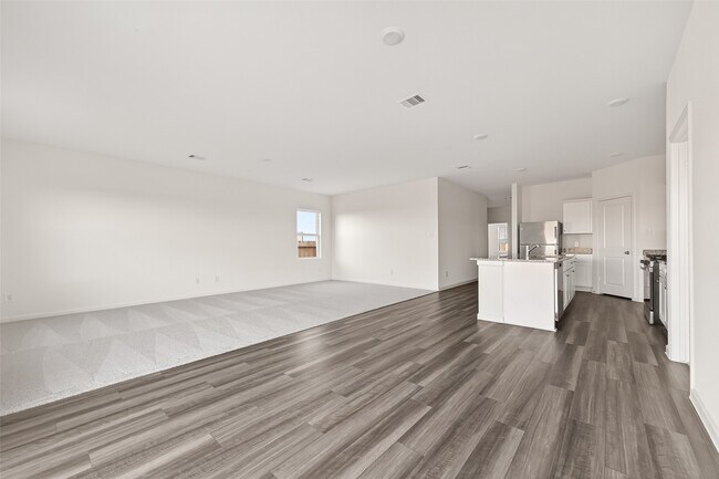 Building Photo - 1092 Sunlit Cir