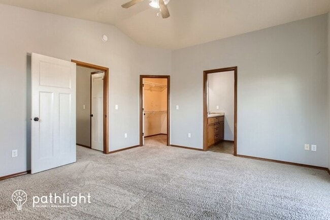Building Photo - 52166 SE 2nd St, Scappoose, OR, 97056