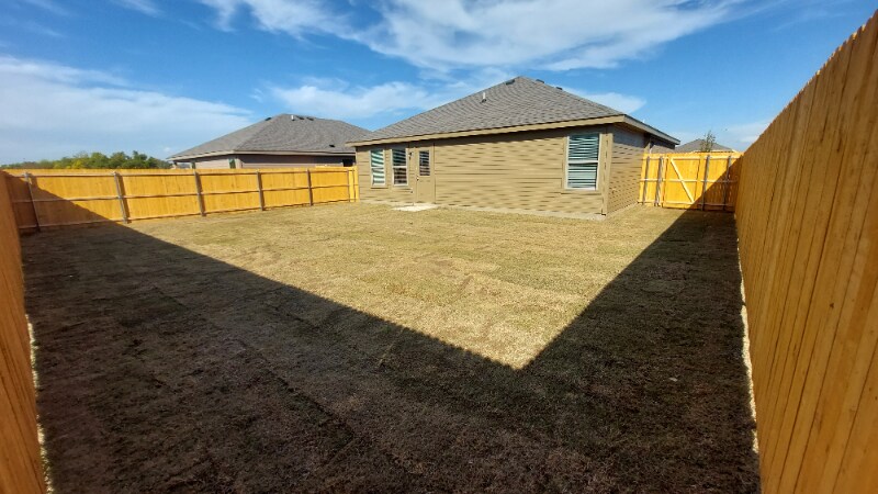 Building Photo - 1425 Waverley Dr