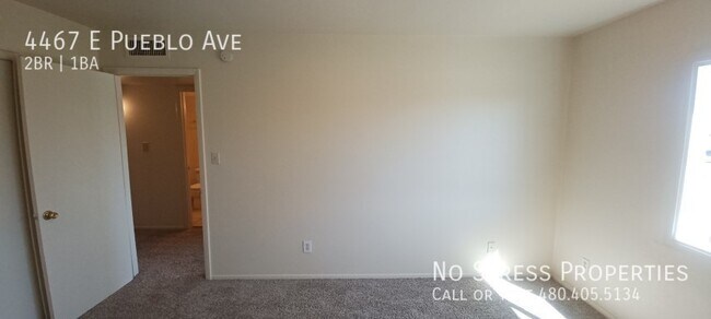 Building Photo - Town Home off 40th St and Broadway!