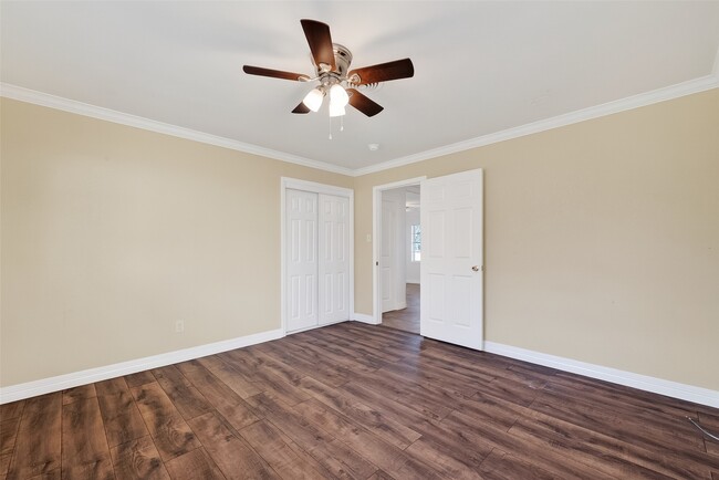 Building Photo - 703 Coryell St