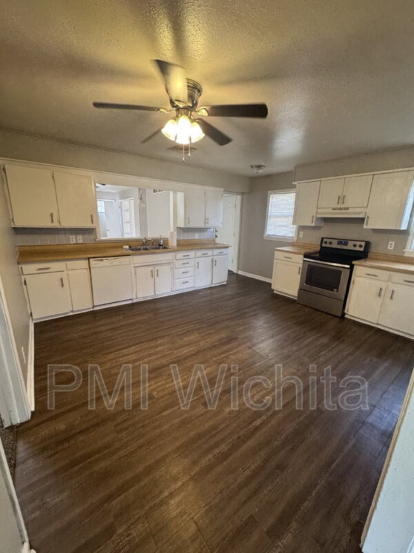 Building Photo - 1663 S Woodlawn Blvd