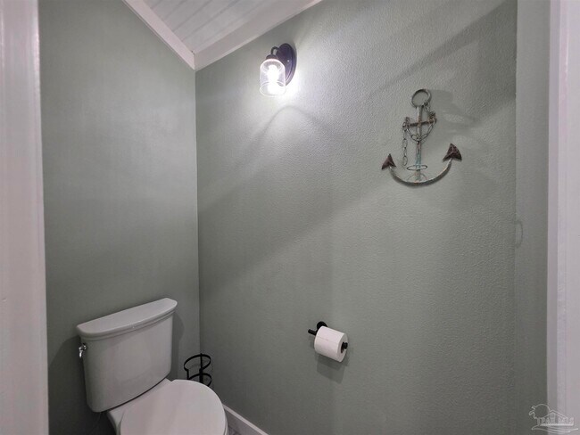 Building Photo - 430 S 1st St