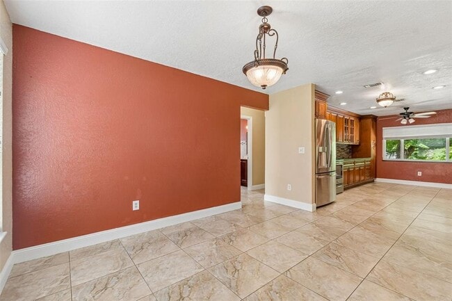 Building Photo - 15109 Springview St