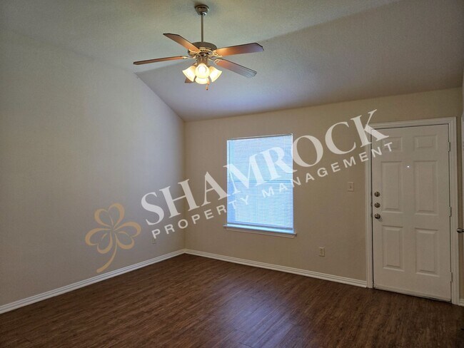 Building Photo - Sunwest Village Duplex