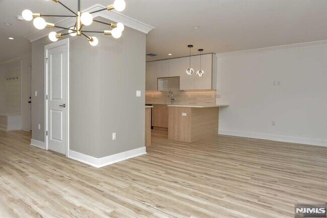 Building Photo - 234 Rivervale Rd